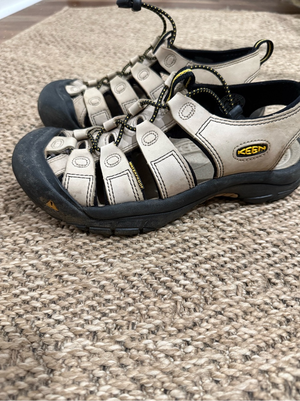 Keen Beige and Black Closed-Toe Hiking Sandals